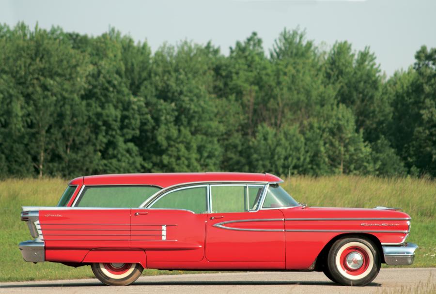  Oldsmobile Dynamic 88 Fiesta Holiday Station Wagon 1958 года  (фото 16 из 20)